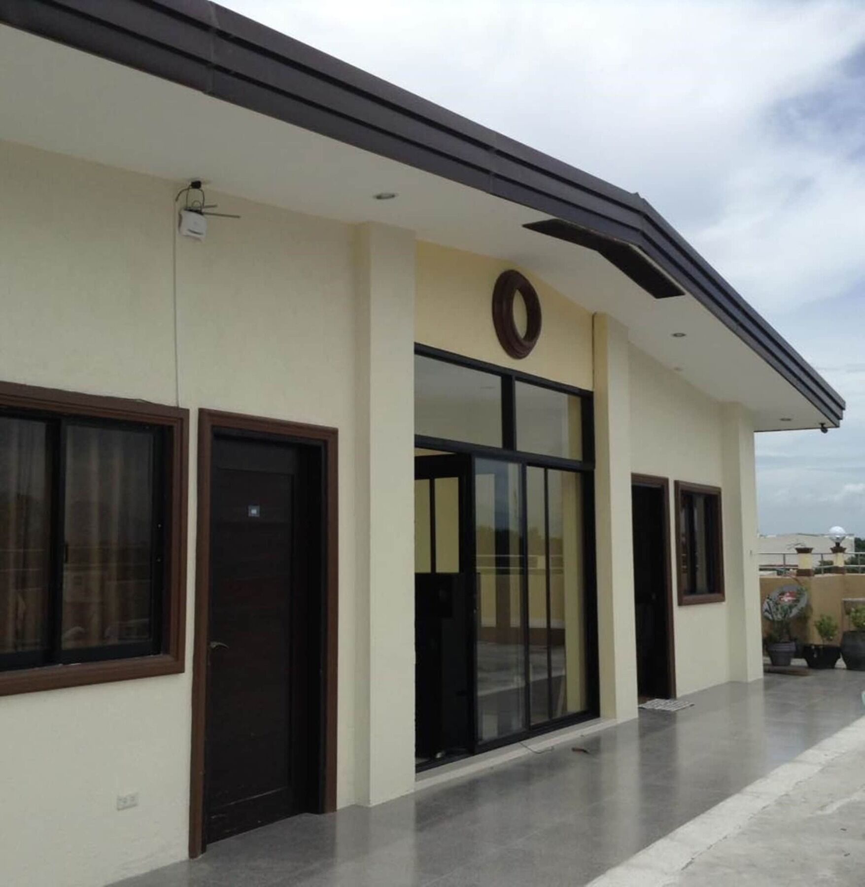 East Square Inn Bacolod Buitenkant foto